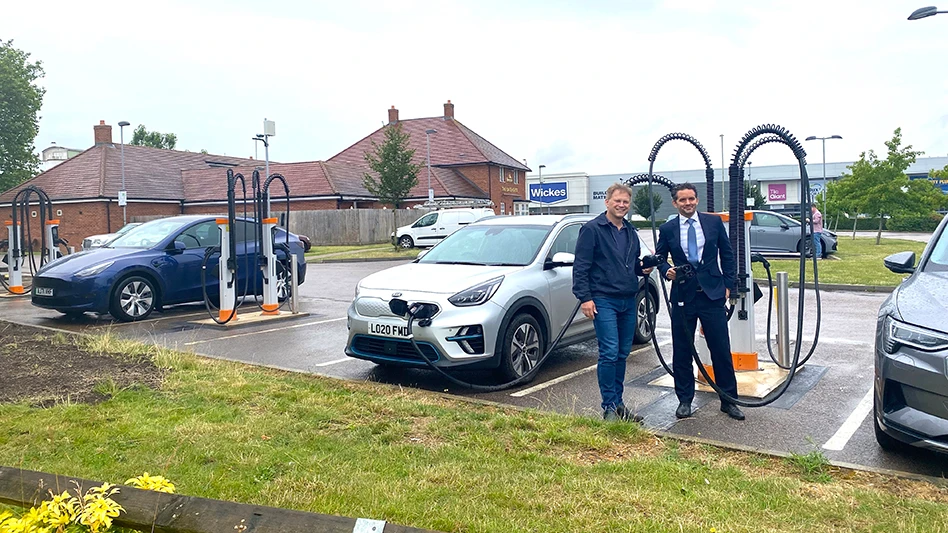 MP Grant Shapps, with Osprey Charging CEO Ian Johnston at the new charging hub in Welwyn Garden City